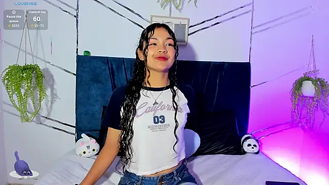 Camilla Miller01 online show from 11.21.25