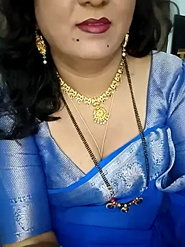 Snapshot of Niharika555 chatting on 05.21.26 Niharika555 online show from 05.21.26