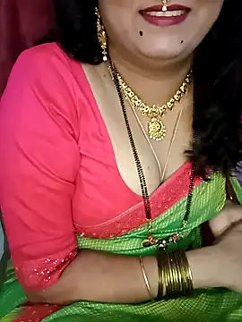 Snapshot of Niharika555 chatting on 05.25.26 Niharika555 online show from 05.25.26