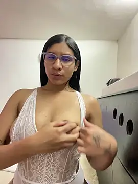 Snapshot of Danny_gonza chatting on 10.13.25 Danny gonza online show from 10.13.25