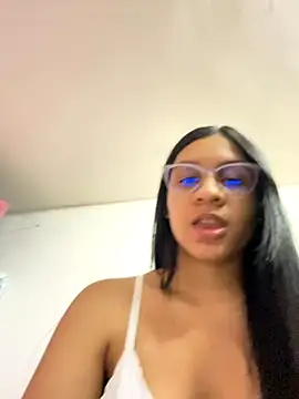 Snapshot of Danny_gonza chatting on 10.31.25 Danny gonza online show from 10.31.25