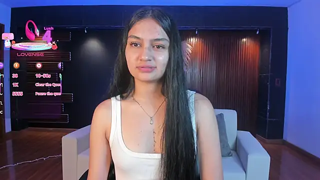 Snapshot of AidaJones chatting on 10.02.25 AidaJones online show from 10.02.25