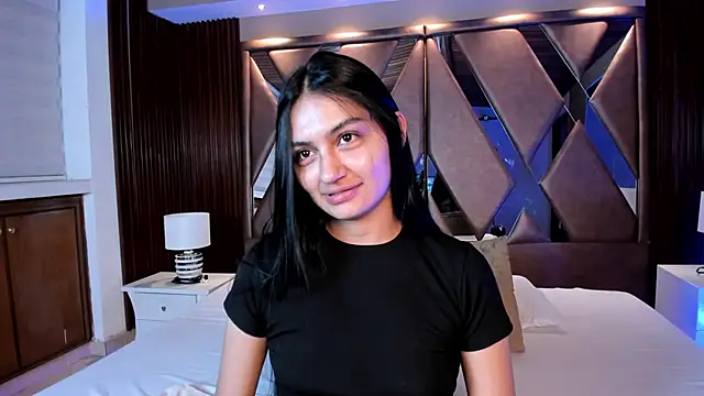 Snapshot of AidaJones chatting on 02.05.26 AidaJones online show from 02.05.26