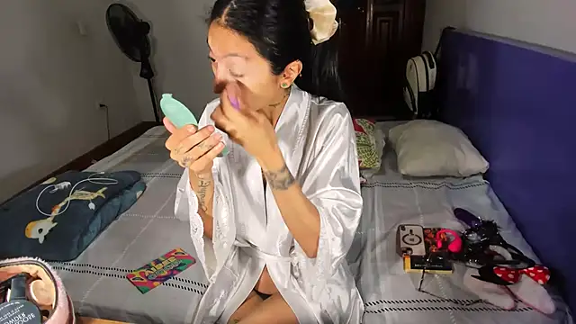 Anais lux online show from 03.25.26