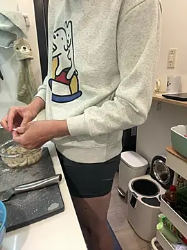 qaz23257 online show from 03.04.26