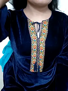 Aavya 007 online show from 10.28.25