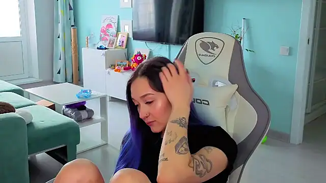 Im suka online show from 03.11.26