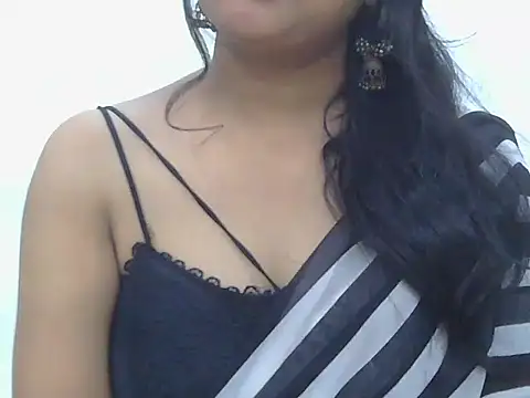 Snapshot of POOJA_199 chatting on 09.20.25 POOJA 199 online show from 09.20.25