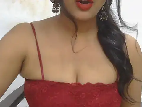 Snapshot of POOJA_199 chatting on 10.24.25 POOJA 199 online show from 10.24.25