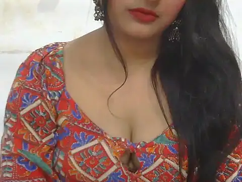 Snapshot of POOJA_199 chatting on 11.10.25 POOJA 199 online show from 11.10.25