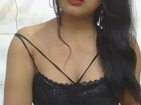 Snapshot of POOJA_199 chatting on 11.24.25 POOJA 199 online show from 11.24.25