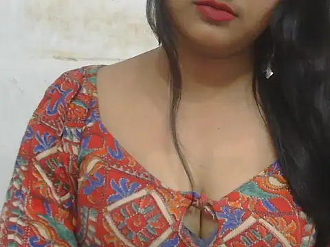 Snapshot of POOJA_199 chatting on 03.12.26 POOJA 199 online show from 03.12.26