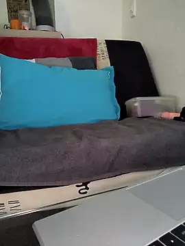 Volcaniiia online show from 04.14.26