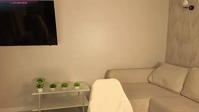 KeeleyBuoy online show from 04.11.26