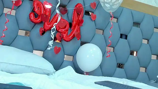 crystal sm online show from 02.15.26