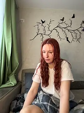 Hera Mark online show from 11.27.25