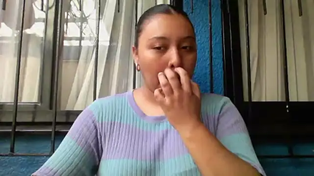 Snapshot of ALANA_150 chatting on 11.15.25 ALANA 150 online show from 11.15.25