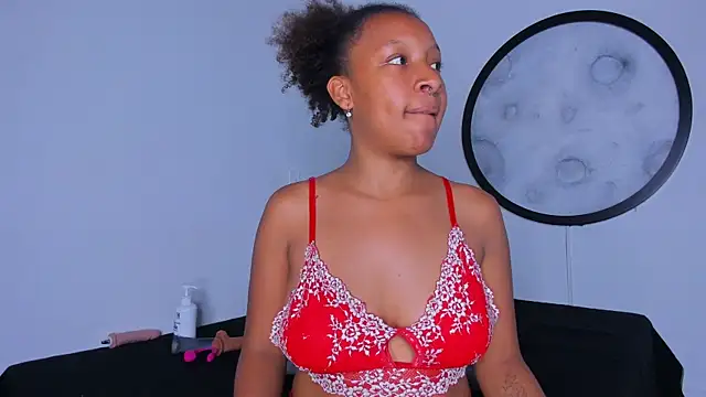 Snapshot of Euphoria_07 chatting on 01.18.26 Euphoria 07 online show from 01.18.26