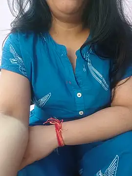 Snapshot of roshni_agrawal0 chatting on 05.30.26 roshni agrawal0 online show from 05.30.26