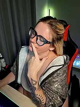 Charlies world online show from 09.13.25