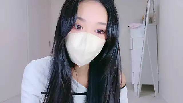 ramuchan desu online show from 10.18.25