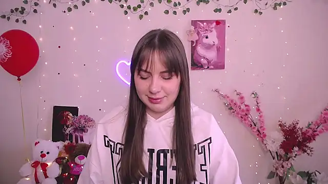 Amanda Bright  online show from 04.04.26