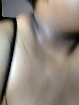 Snapshot of SeductionBoobs chatting on 06.27.26 SeductionBoobs online show from 06.27.26
