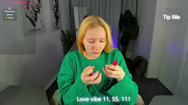 Snapshot of Anna_Chelsea chatting on 01.15.26 Anna Chelsea online show from 01.15.26