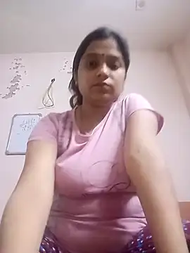 Snapshot of Trisha_71 chatting on 05.11.26 Trisha 71 online show from 05.11.26