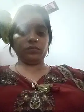Snapshot of Trisha_71 chatting on 05.15.26 Trisha 71 online show from 05.15.26