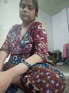 Snapshot of Trisha_71 chatting on 05.21.26 Trisha 71 online show from 05.21.26