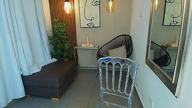 Snapshot of Lia_Mar_ chatting on 09.09.25 Lia Mar online show from 09.09.25