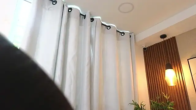 Snapshot of Lia_Mar_ chatting on 10.03.25 Lia Mar online show from 10.03.25