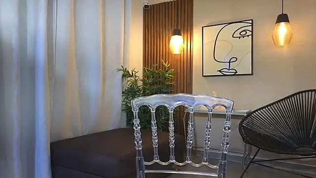 Snapshot of Lia_Mar_ chatting on 10.10.25 Lia Mar online show from 10.10.25