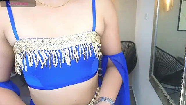 Snapshot of Lia_Mar_ chatting on 10.31.25 Lia Mar online show from 10.31.25