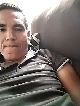 Snapshot of Boragozarvem chatting on 11.13.25 Boragozarvem online show from 11.13.25