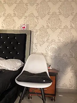 Snapshot of ThiagoBlaze chatting on 11.14.25 ThiagoBlaze online show from 11.14.25