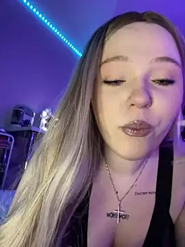 Monna Krrristal online show from 11.23.25