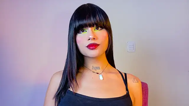 Snapshot of NATASHAA_WINZ chatting on 12.16.25 NATASHAA WINZ online show from 12.16.25