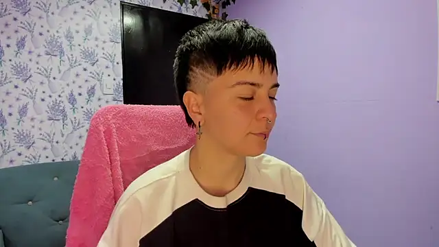  Hannah Hot online show from 10.29.25