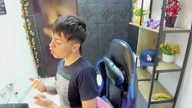  Hannah Hot online show from 04.14.26