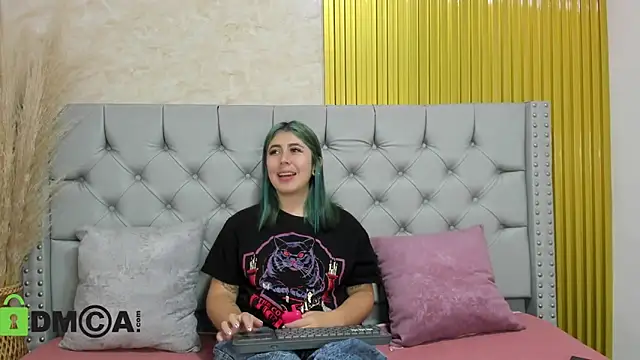 Skarlet 04 online show from 01.05.26