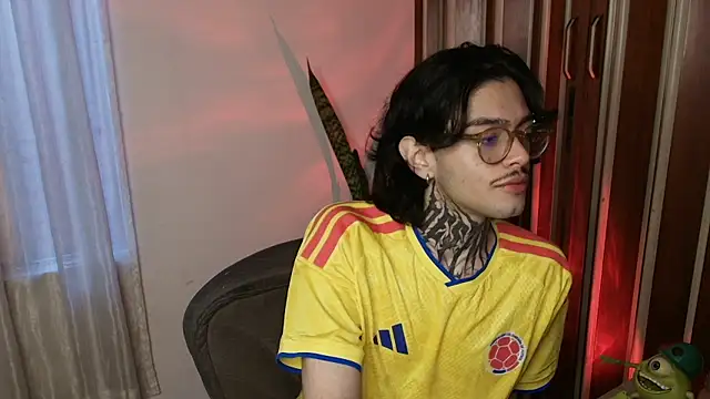 Mihail leroy online show from 07.15.26