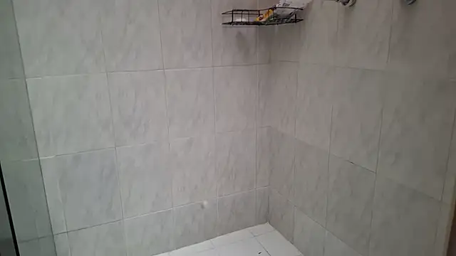 kayleesims  online show from 12.14.25