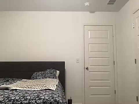 Snapshot of Unseenadam143 chatting on 12.21.25 Unseenadam143 online show from 12.21.25