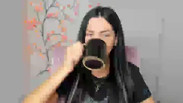 Lune Moon online show from 04.06.26