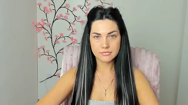 Lune Moon online show from 04.14.26