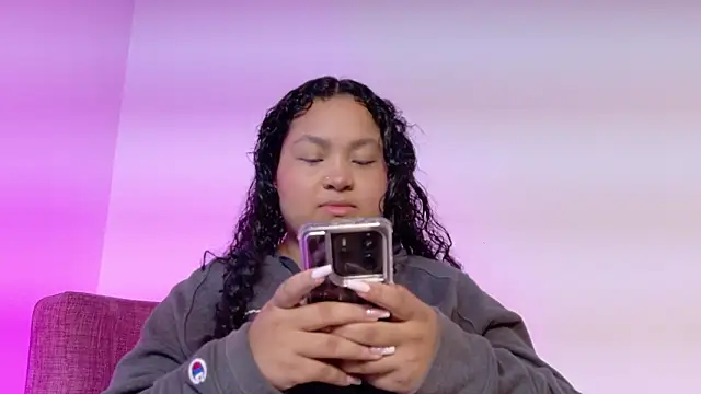 Snapshot of KITY_HILL chatting on 01.16.26 KITY HILL online show from 01.16.26