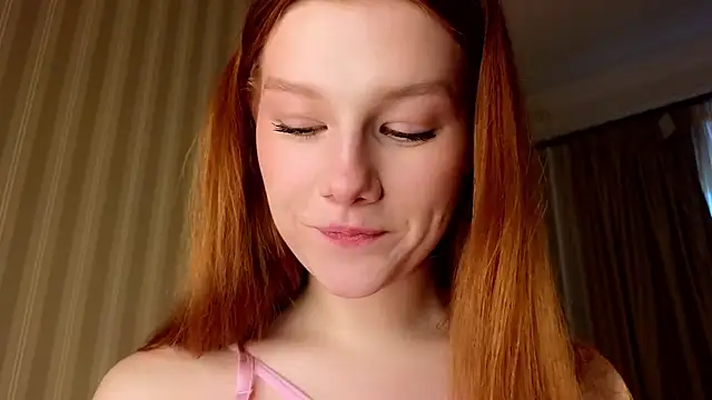 Snapshot of Juuulia_ chatting on 05.16.26 Juuulia online show from 05.16.26