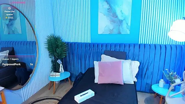 Snapshot of bellarivera_ chatting on 11.03.25 bellarivera online show from 11.03.25